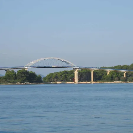 In Kukljica/insel Ugljan 38772 * تشوكييتزا